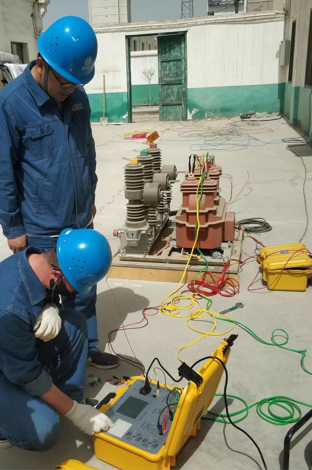 Three-Phase Combinsd Transformers Test Case Three-Phase Combinsd Transformers Test Case